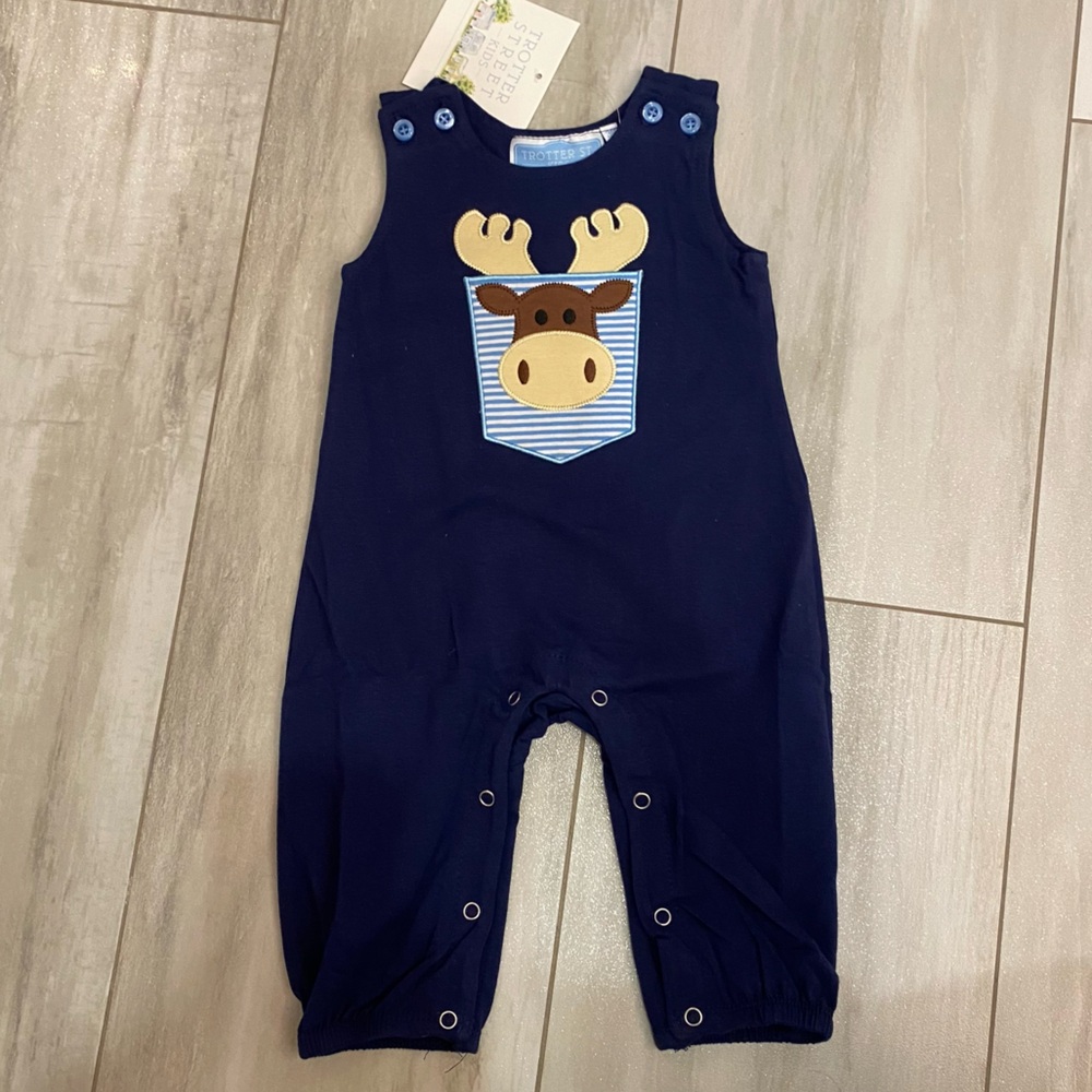 NWT Trotter Street Kids Navy Blue Moose Pocket Woodland Jon Jon Romper, size 3M